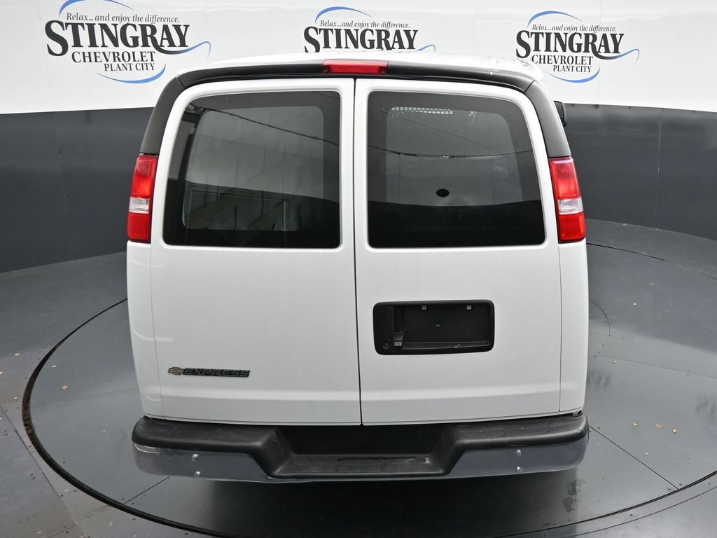 Used 2021 Chevrolet Express 2500 Extended w/ Driver Convenience Package RWD image 23
