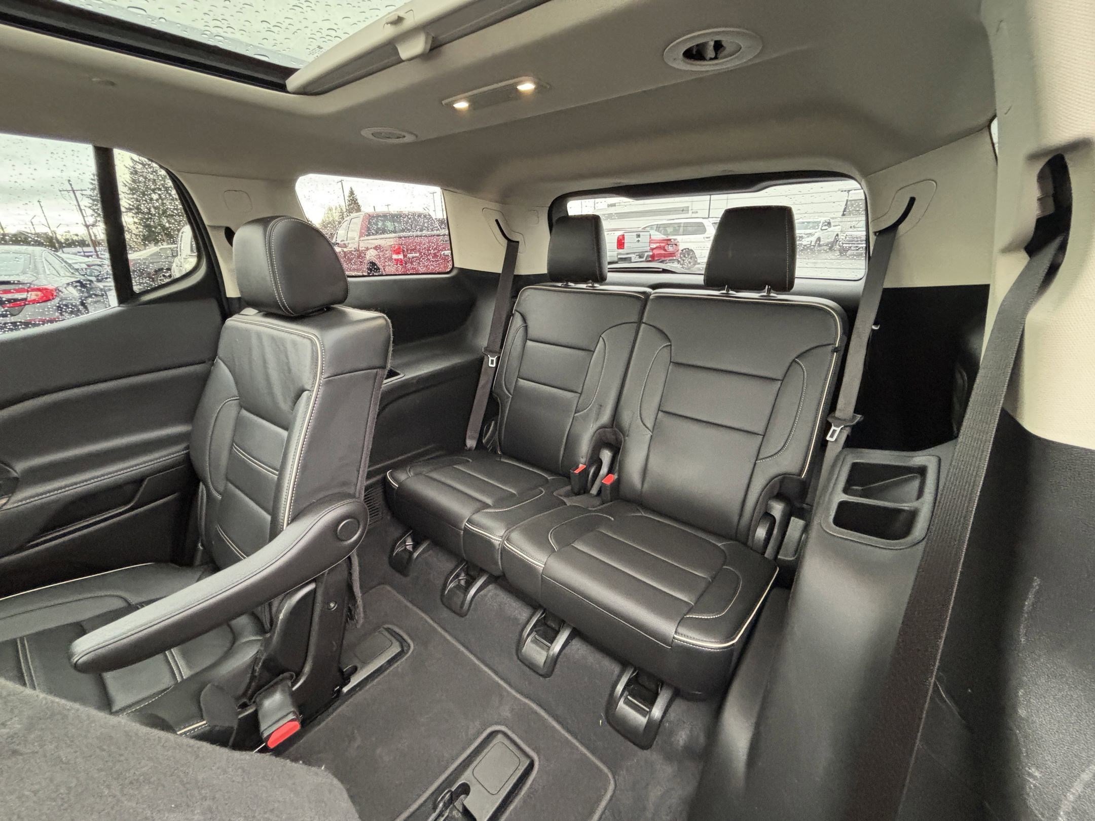 Used 2022 GMC Acadia Denali image 19