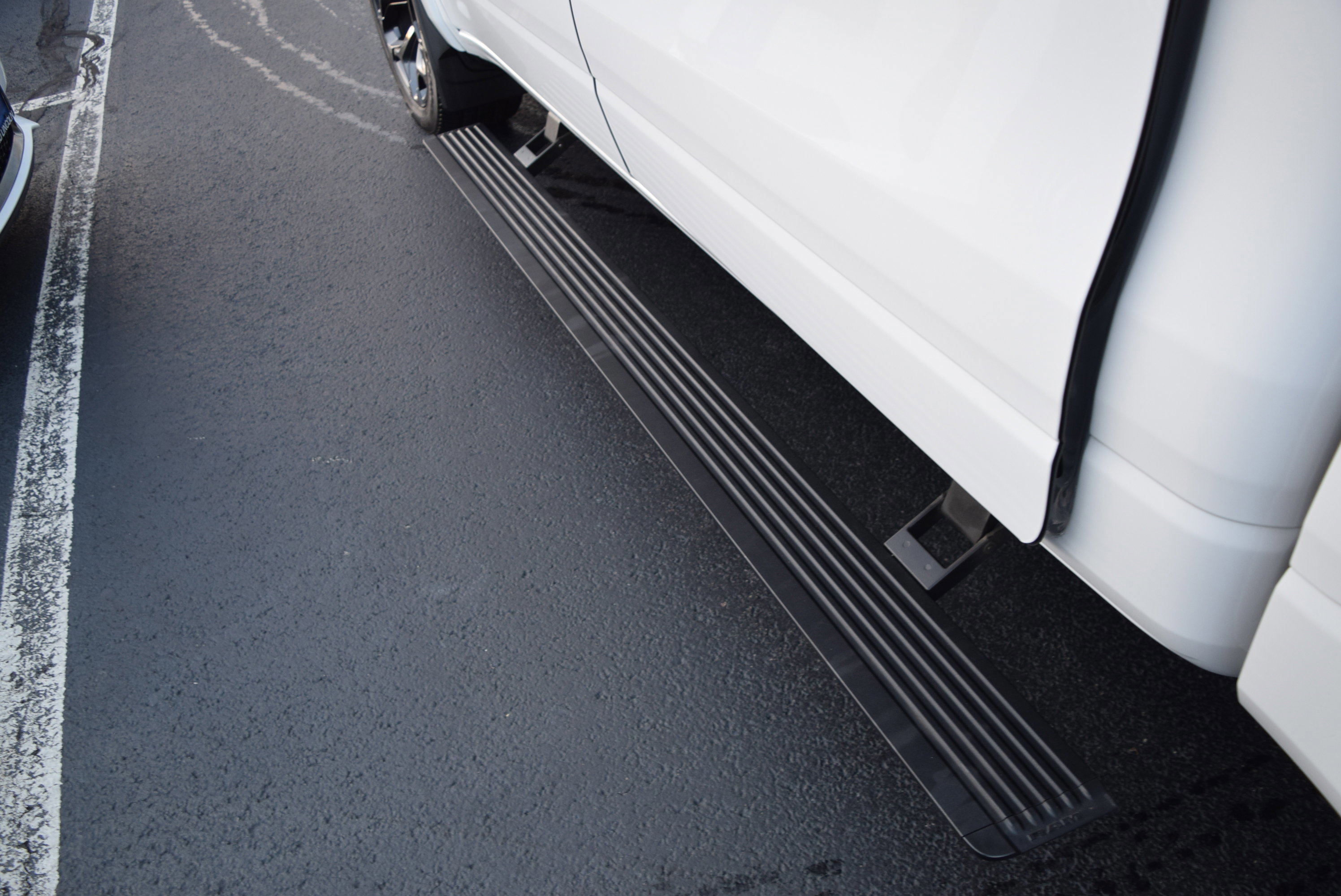 Used 2023 RAM 1500 Limited w/ (RED) Edition image 8