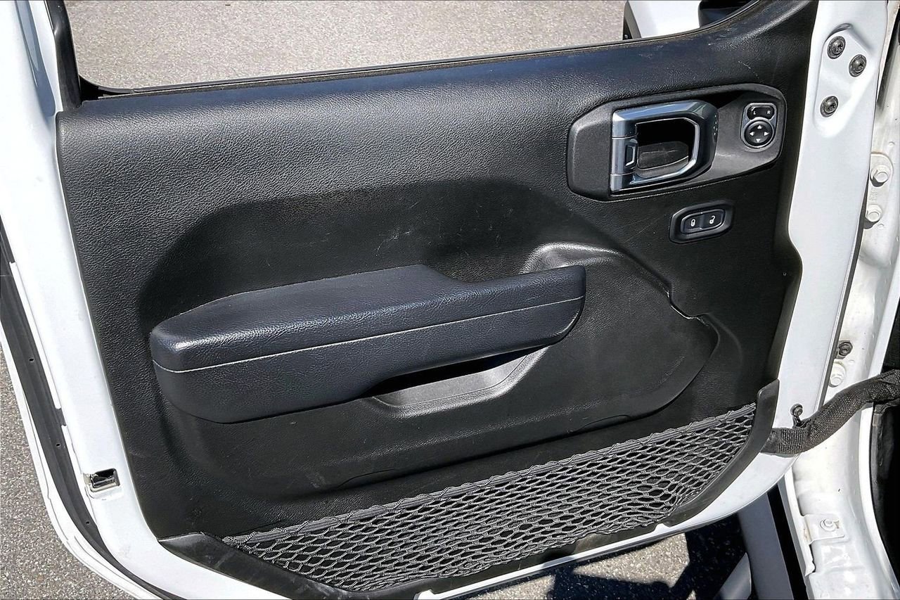 Certified 2022 Jeep Gladiator Sport image 27