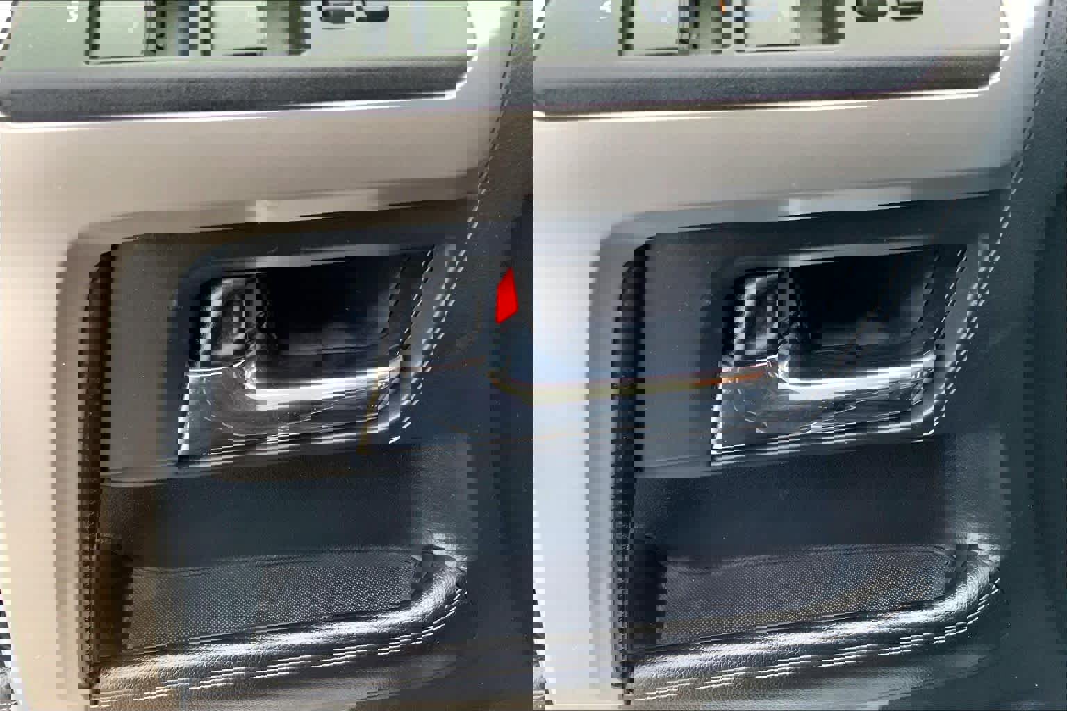 Used 2015 Toyota 4Runner SR5 image 35