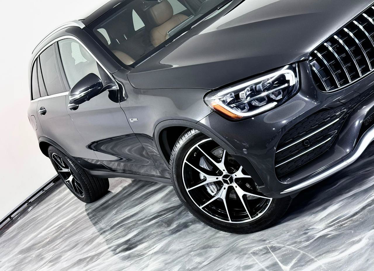 Used 2020 Mercedes-Benz GLC 43 AMG 4MATIC image 4