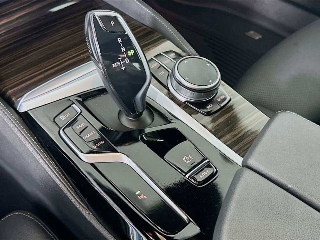 Used 2023 BMW 530i w/ M Sport Package image 22