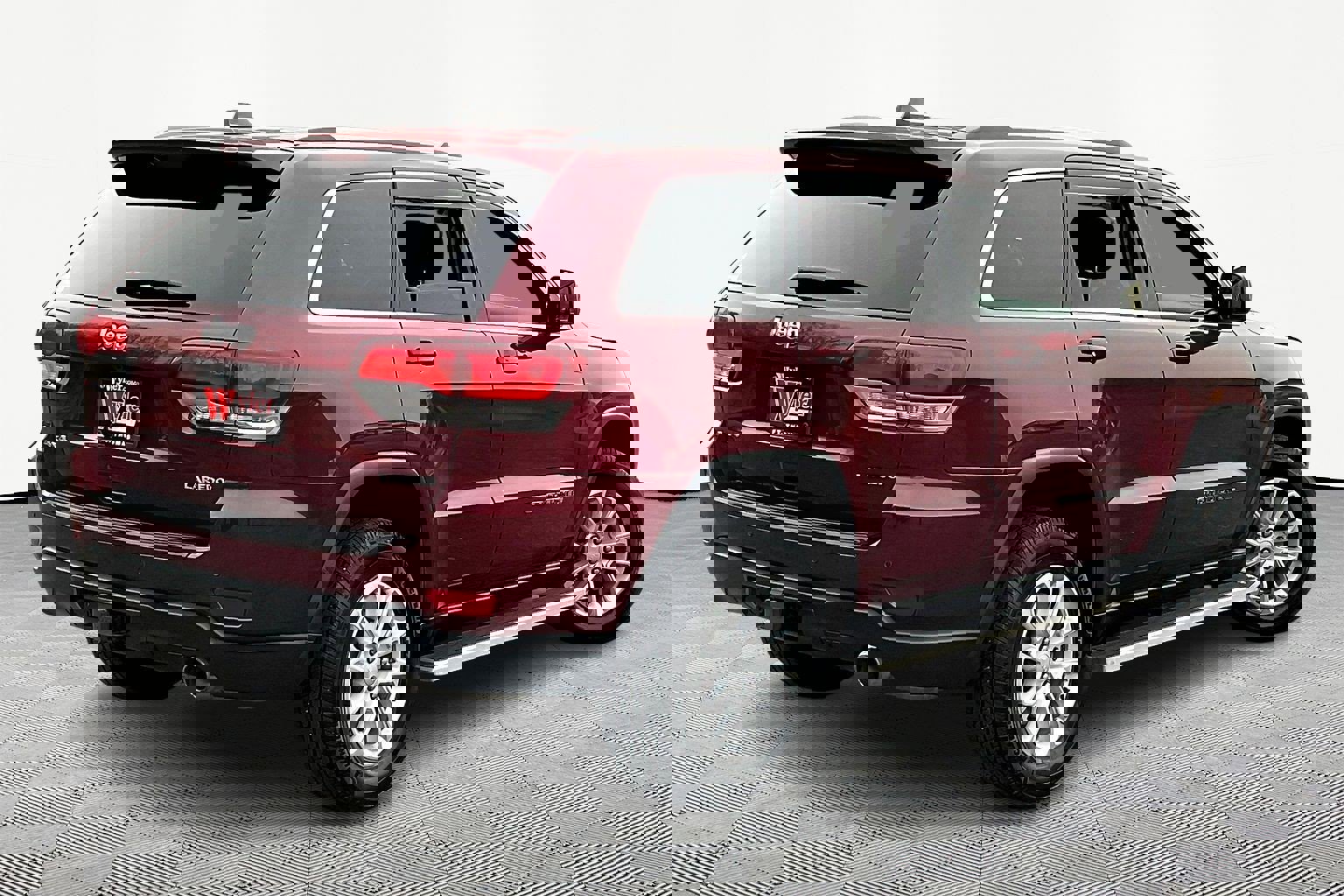 Used 2021 Jeep Grand Cherokee Laredo w/ Security & Convenience Group image 7