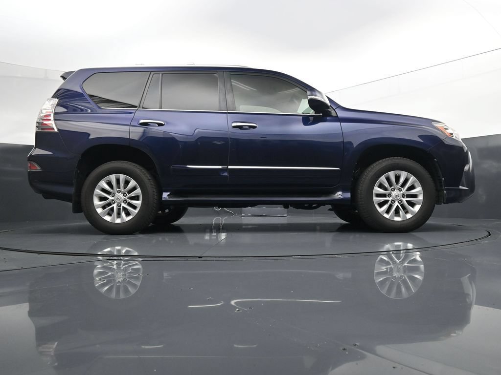 Used 2017 Lexus GX 460 AWD/4WD image 24