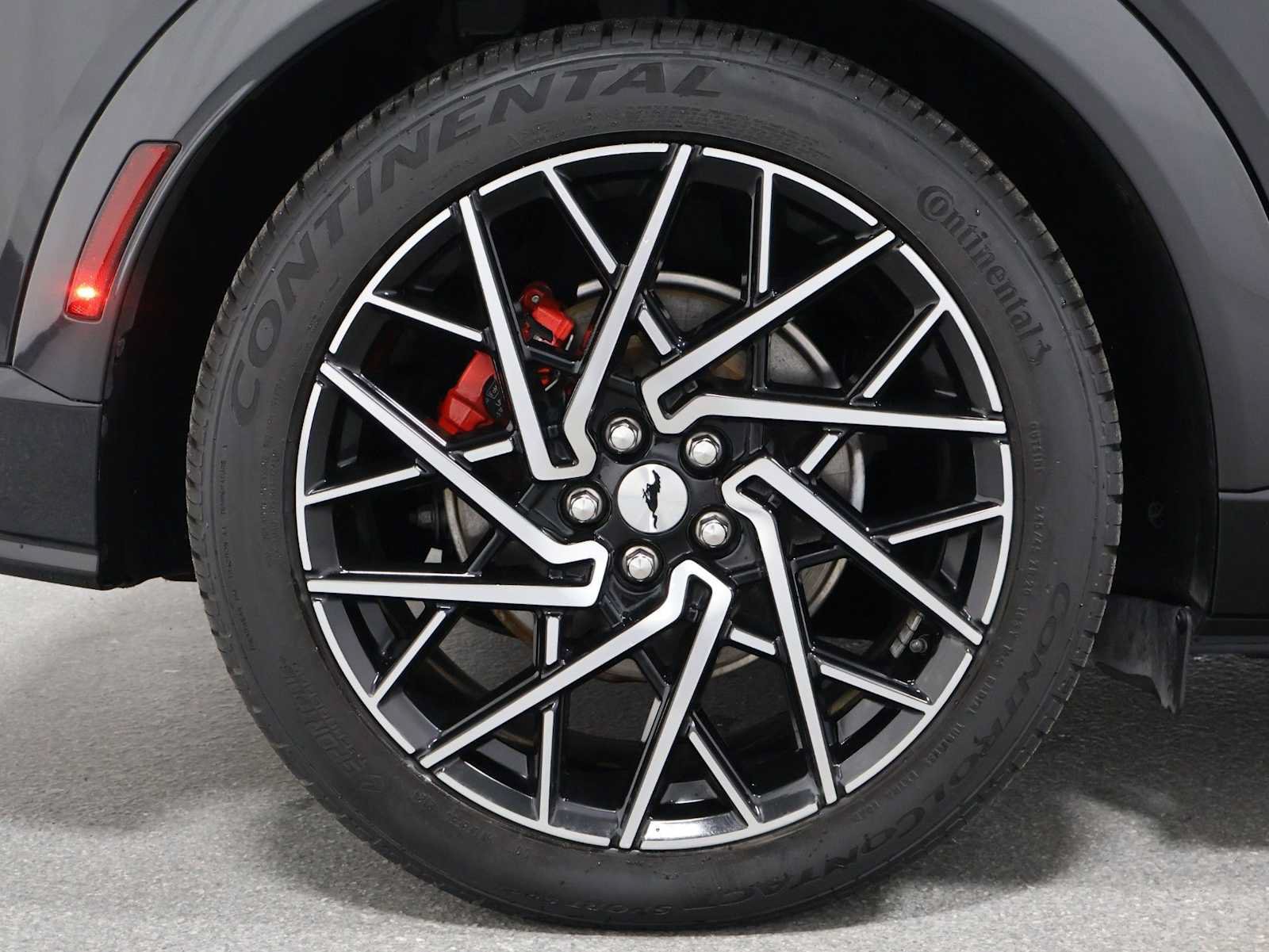 Used 2022 Ford Mustang Mach-E GT w/ GT Performance Edition AWD/4WD image 36