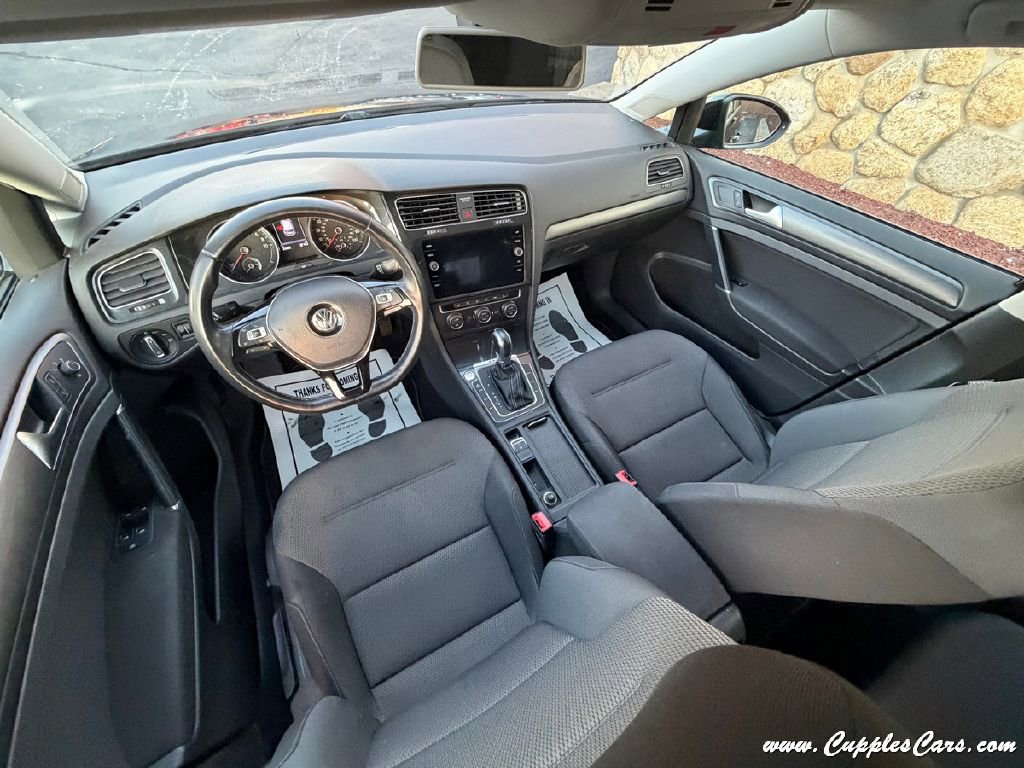 Used 2019 Volkswagen e-Golf SE w/ Driver Assistance Package FWD image 21