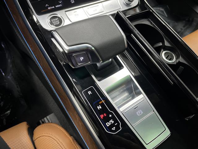 Used 2023 Audi A8 L 3.0T w/ Luxury Package image 22