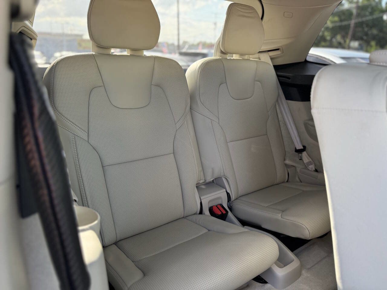 Used 2016 Volvo XC90 T6 Inscription w/ Vision Package AWD/4WD image 24