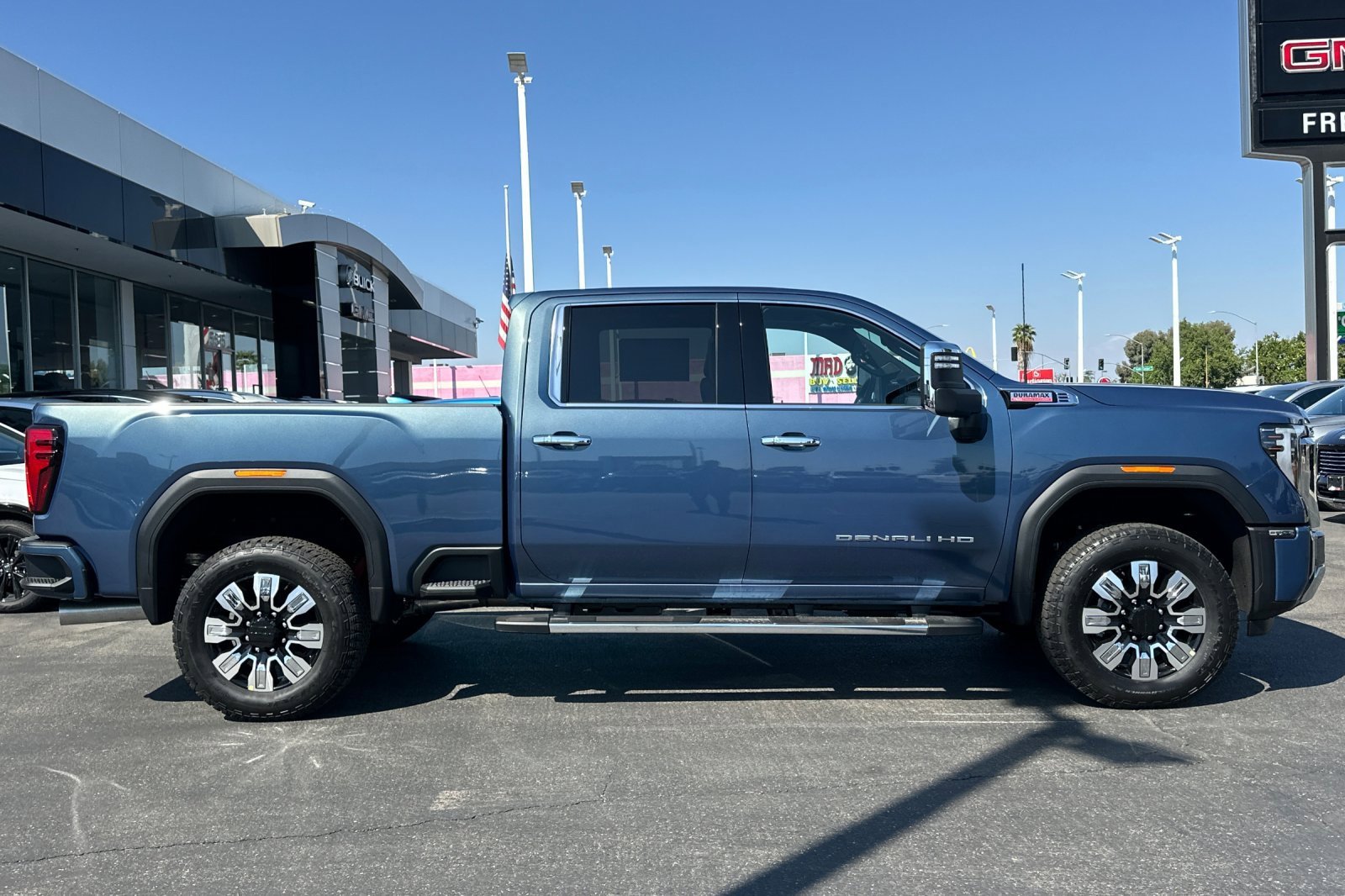 New 2026 GMC Sierra 2500 Denali w/ Denali Reserve Package image 4