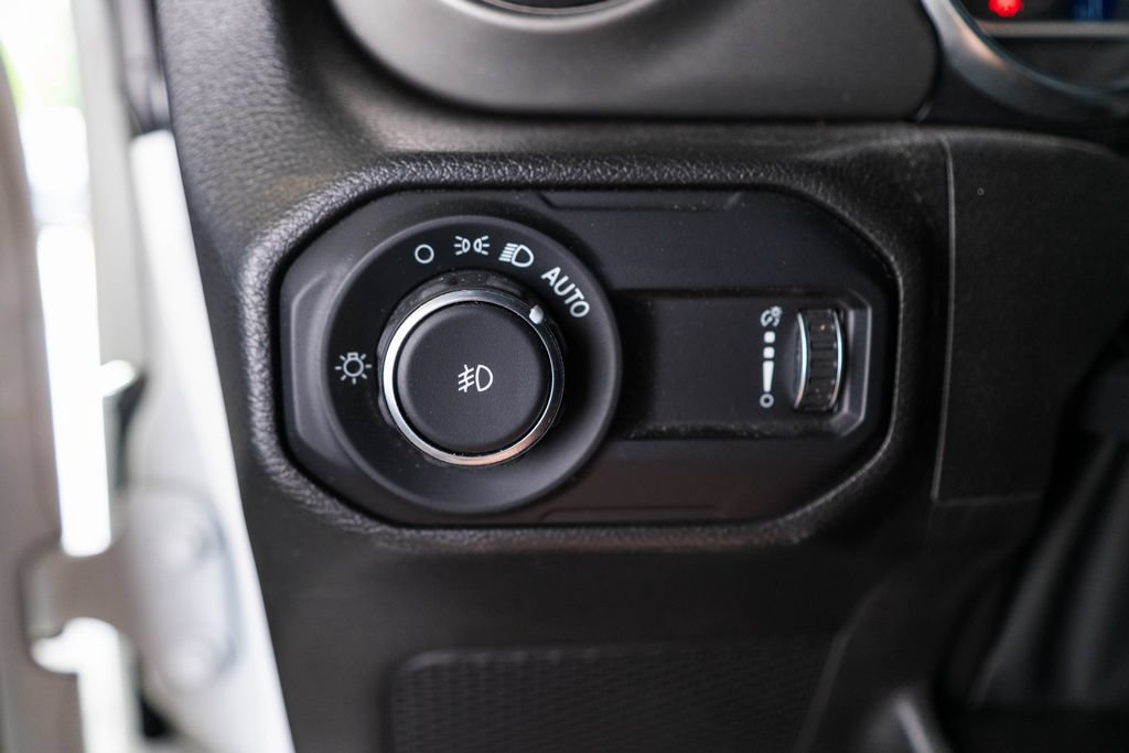 Used 2023 Jeep Wrangler Unlimited Sport AWD/4WD image 24