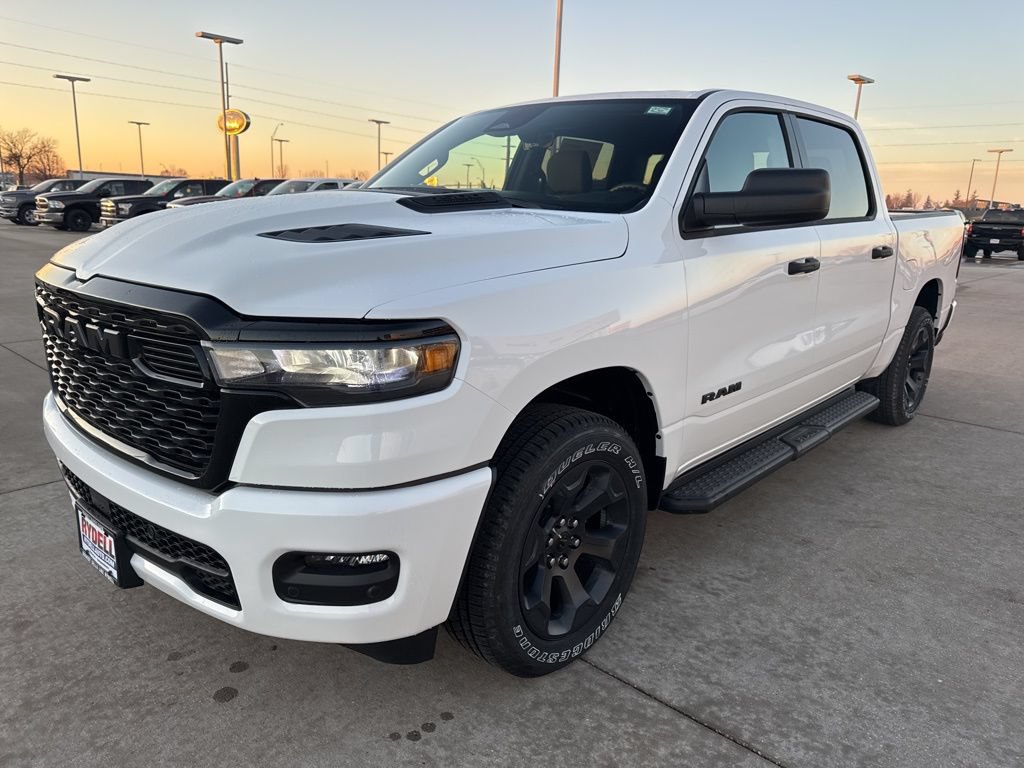 New 2026 RAM 1500 Express AWD/4WD image 25