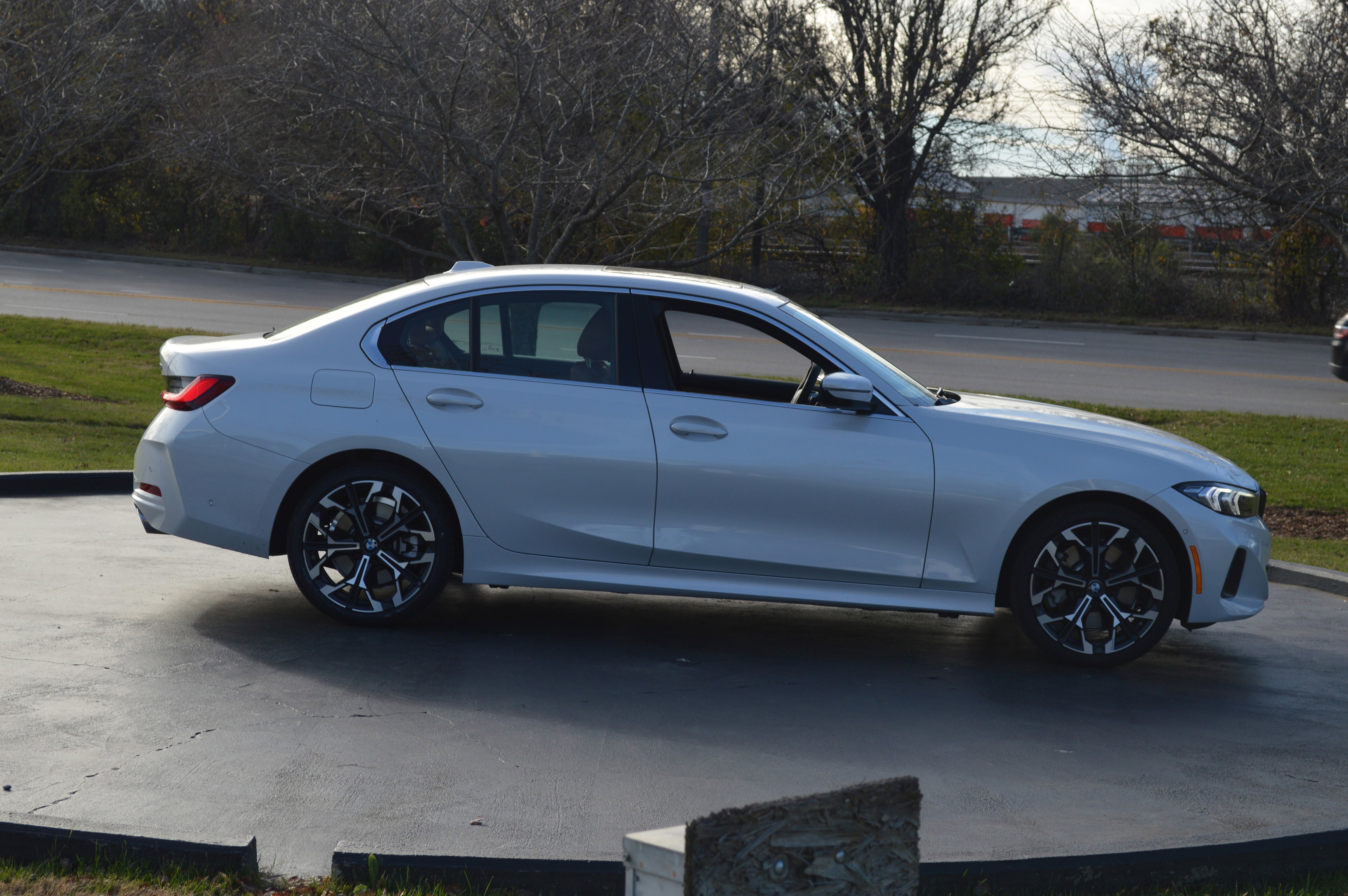 Certified 2025 BMW 330i xDrive 330i xDrive image 12