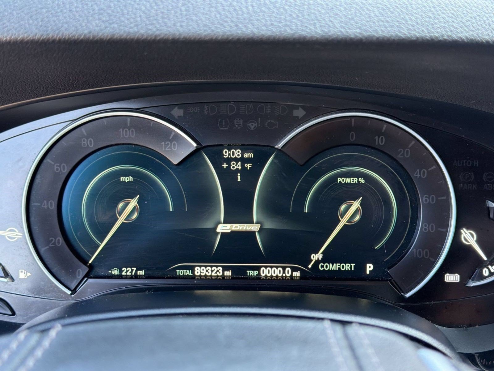 Used 2018 BMW 530e xDrive AWD/4WD image 22