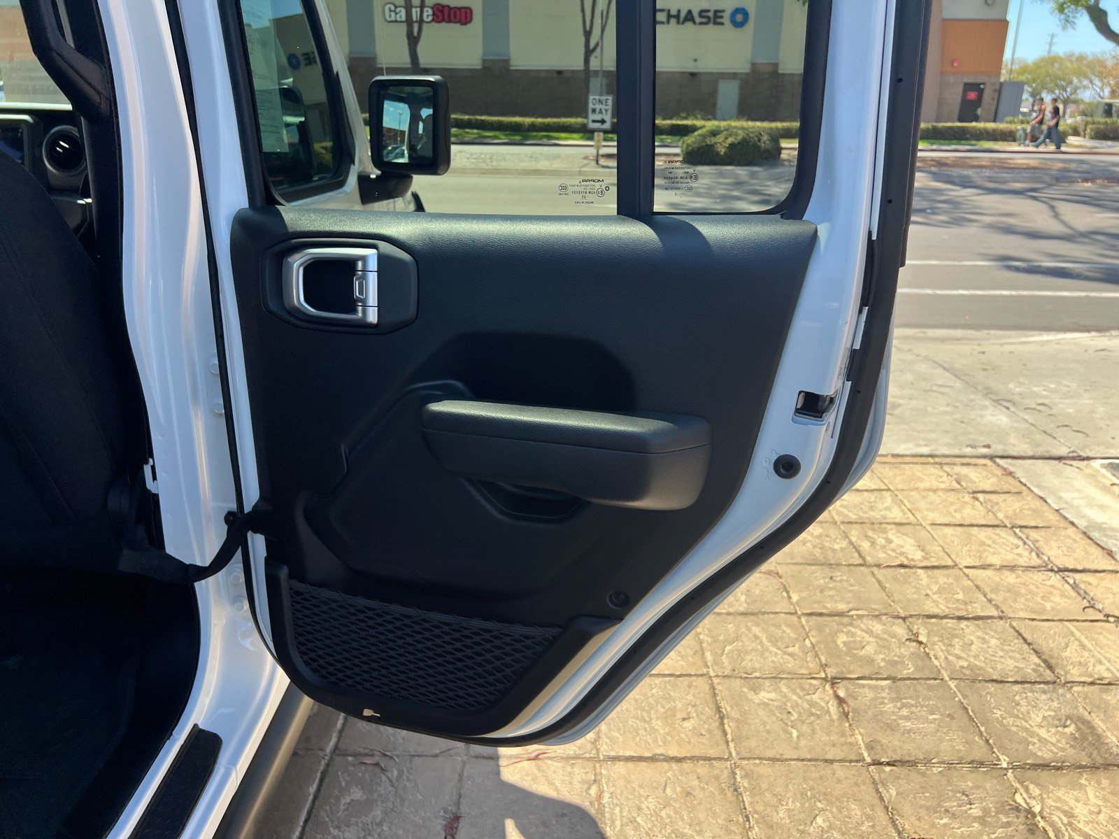 Used 2023 Jeep Wrangler Unlimited w/ Convenience Group AWD/4WD image 37