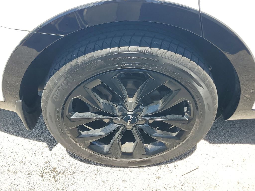 Used 2023 Kia Sorento SX image 9