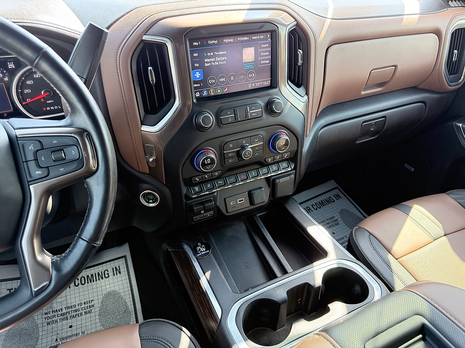 Used 2022 Chevrolet Silverado 2500 High Country w/ Technology Package AWD/4WD image 28