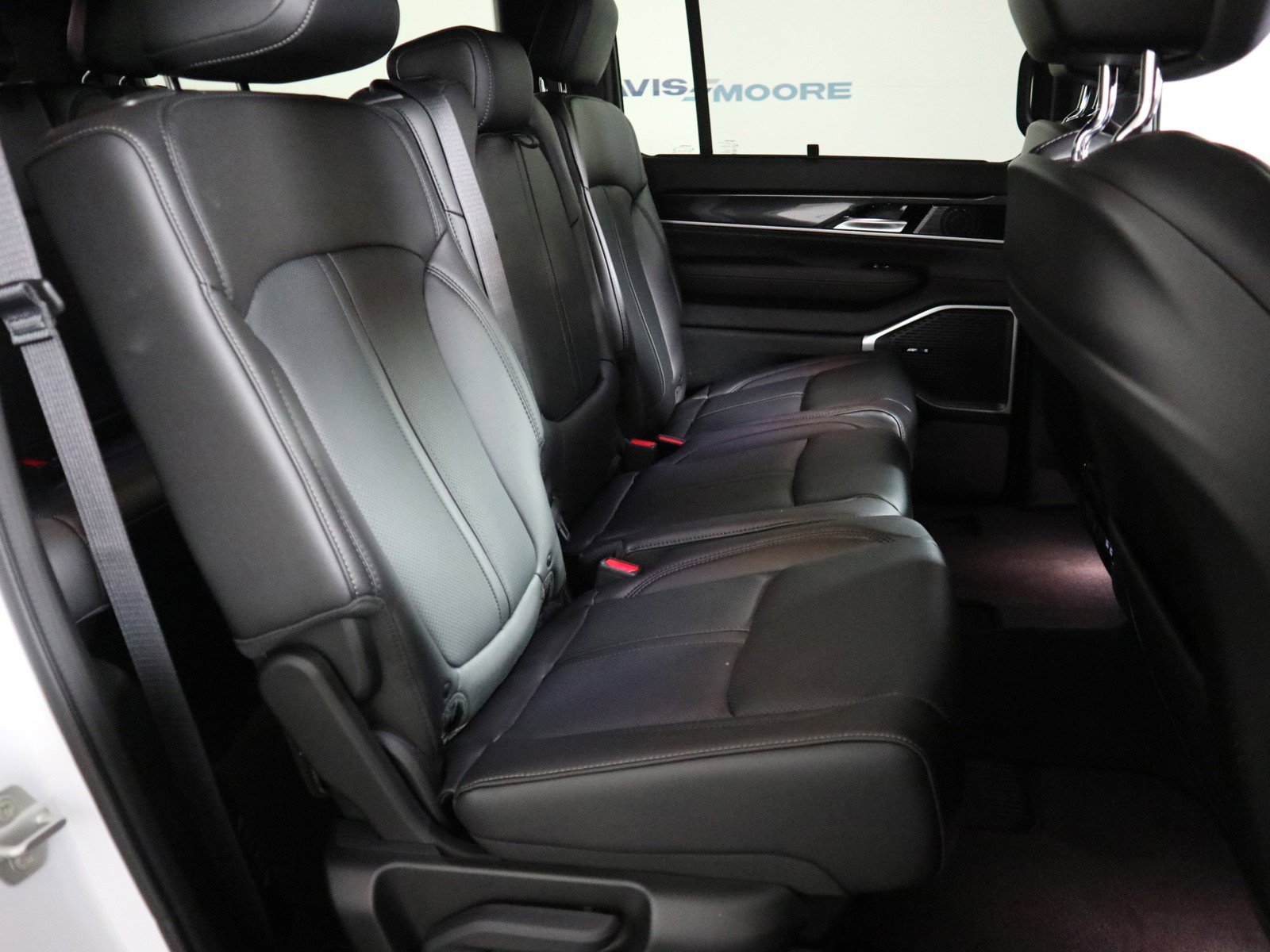 New 2024 Jeep Wagoneer 4WD w/ Convenience Group I image 21