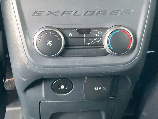 Used 2025 Ford Explorer ST-Line image 23