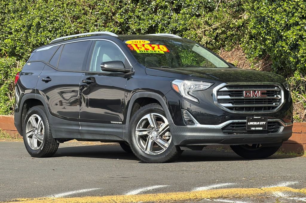 Used 2019 GMC Terrain SLT w/ Infotainment Package II AWD/4WD image 1