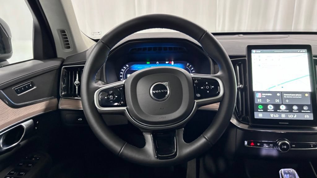 Certified 2025 Volvo XC90 B6 Plus AWD/4WD image 13