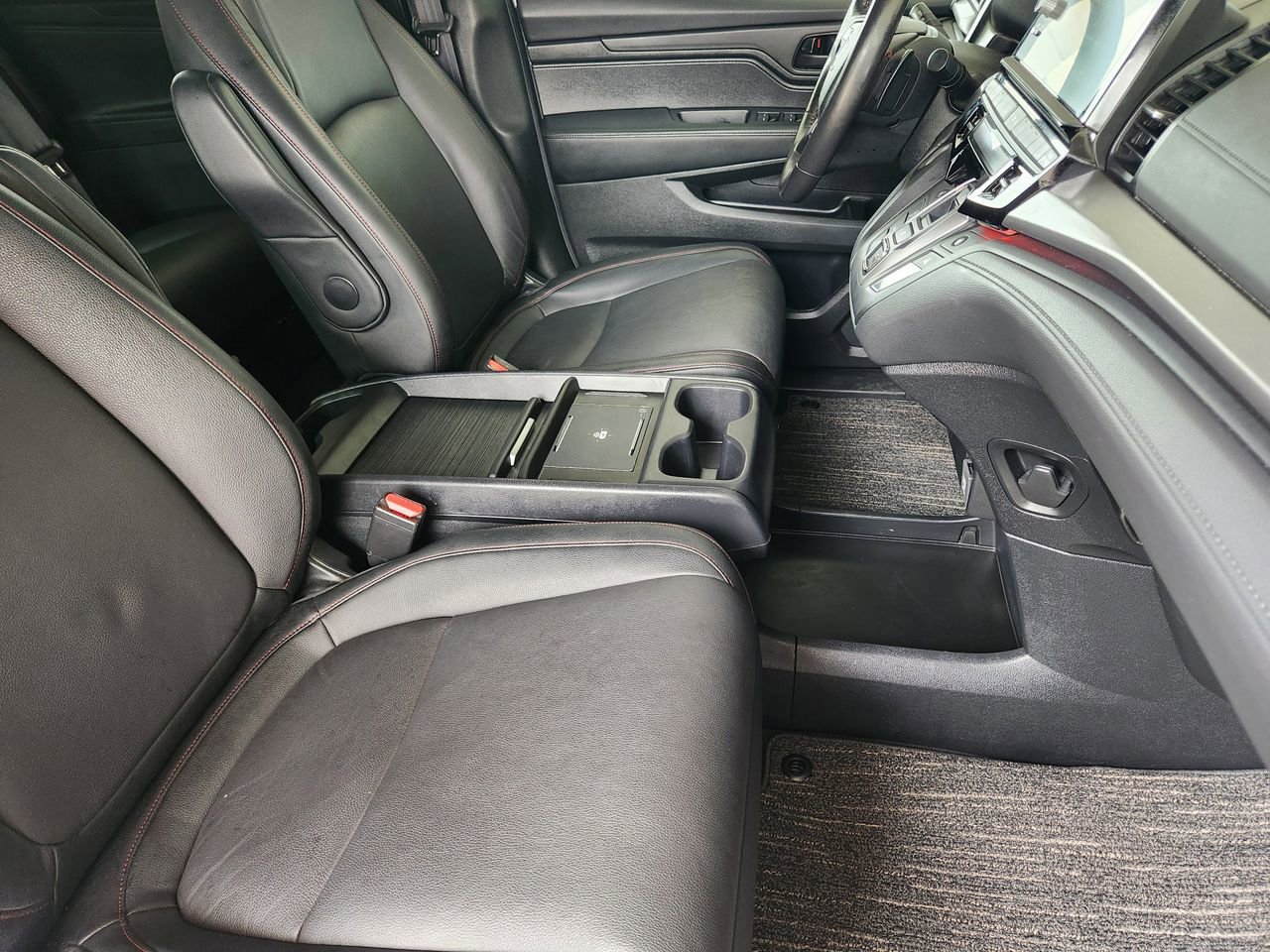 Certified 2025 Honda Odyssey Sport-L image 13