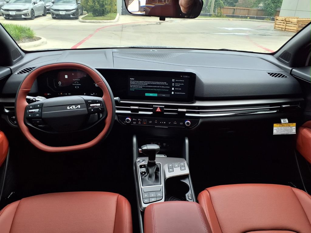 New 2026 Kia Sportage SX FWD image 3