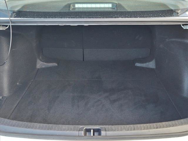 Used 2025 Toyota Corolla LE image 6