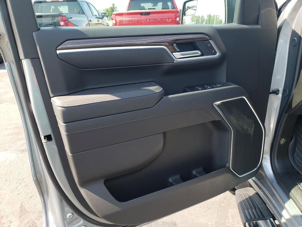 New 2026 Chevrolet Silverado 1500 LT image 9