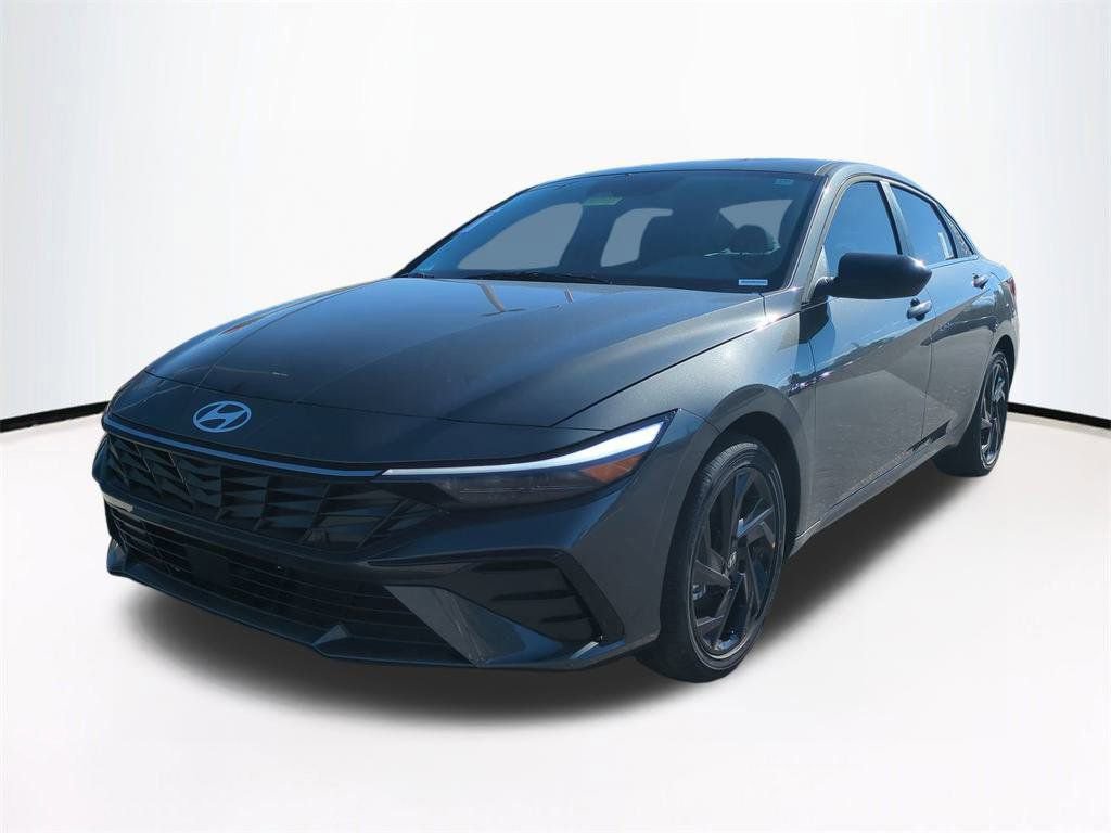 New 2026 Hyundai Elantra SEL Sport image 9