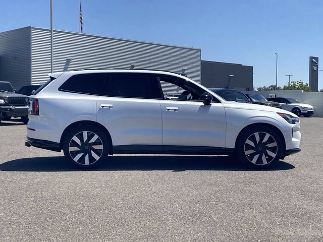 Certified 2025 Volvo EX90 Ultra AWD/4WD image 5