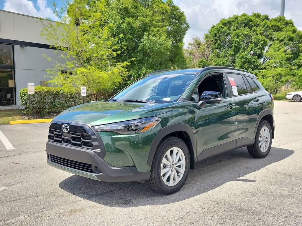 New 2026 Toyota Corolla Cross LE FWD image 31
