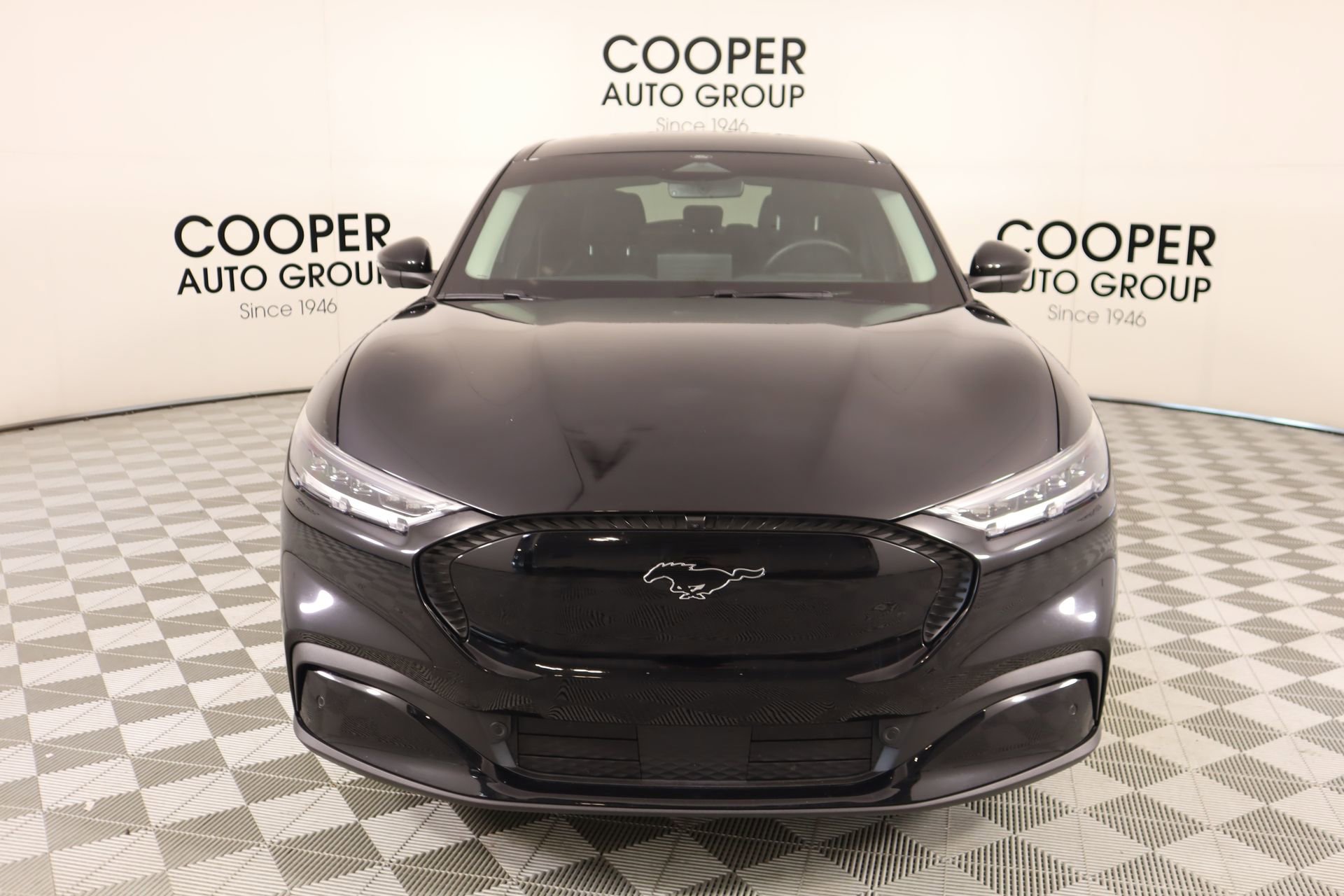 Used 2023 Ford Mustang Mach-E Select image 9