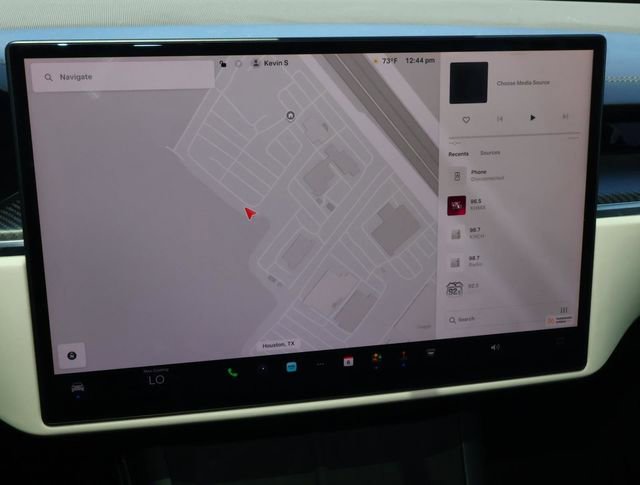 Used 2022 Tesla Model X Plaid image 26