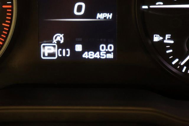 Certified 2025 Subaru Forester image 15