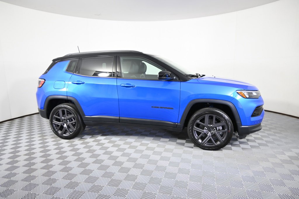 New 2026 Jeep Compass Limited image 8