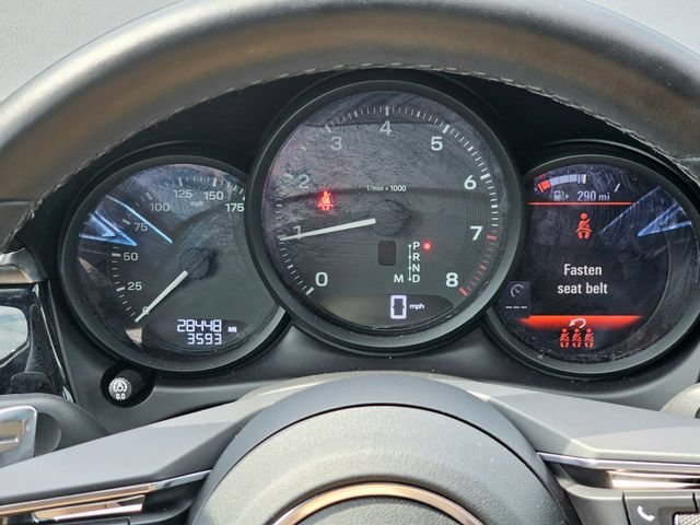 Used 2022 Porsche Macan AWD/4WD image 33