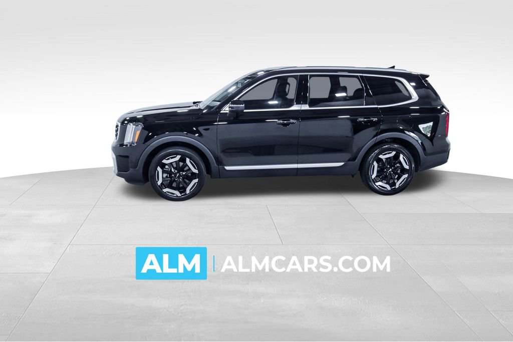 Used 2024 Kia Telluride S w/ S Sunroof Package
