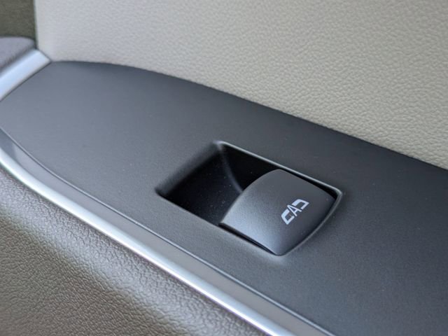 New 2026 Chevrolet Silverado 1500 LTZ w/ LTZ Premium Package image 38