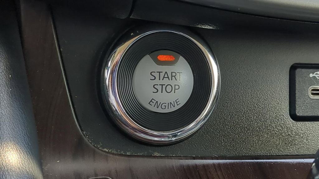 Certified 2020 Nissan Murano Platinum FWD image 23