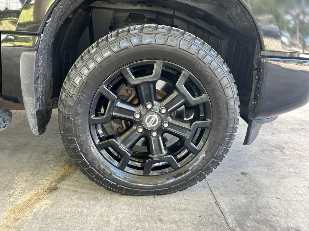 Used 2018 Nissan Titan SV w/ SV Convenience Package AWD/4WD image 25