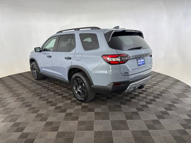 Used 2024 Honda Pilot TrailSport image 10