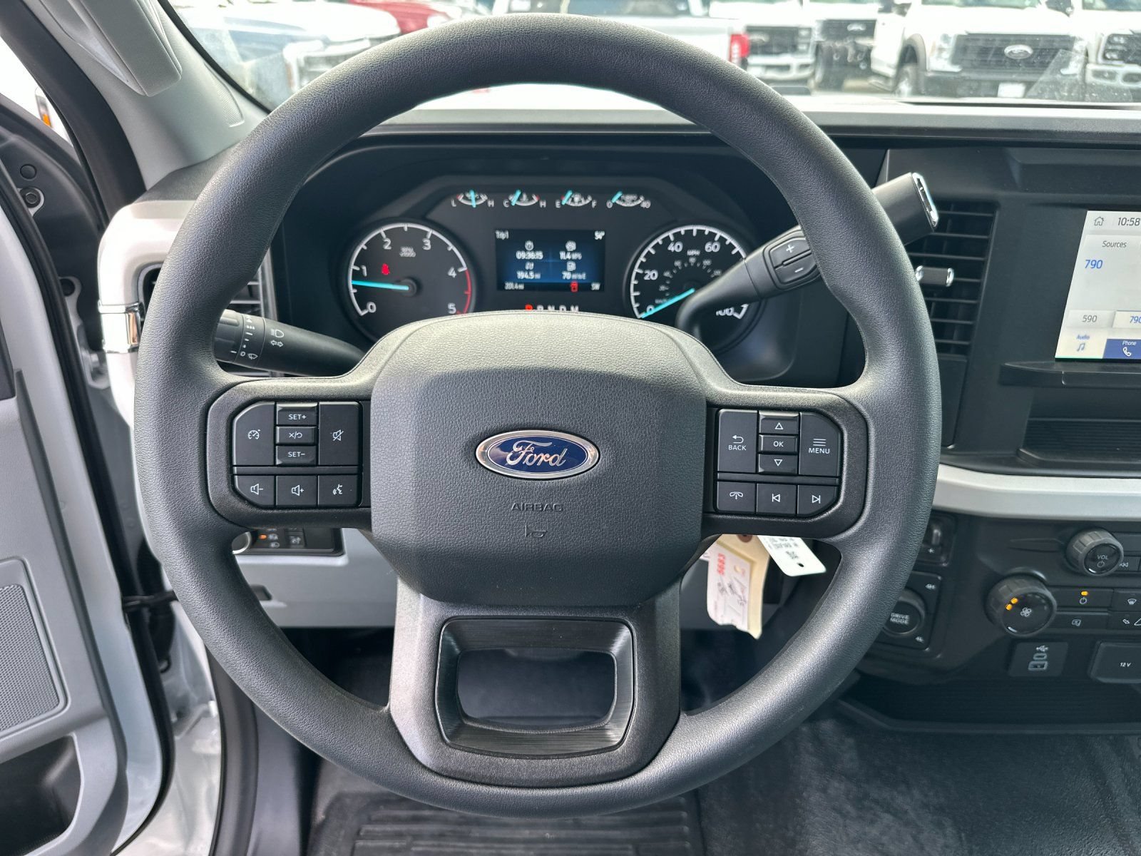New 2026 Ford F550 4x4 Regular Cab Super Duty image 15