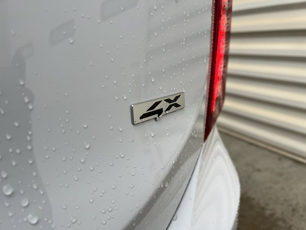 New 2025 Kia Telluride S image 8