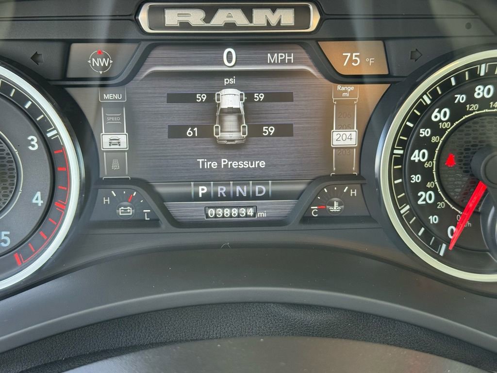Used 2024 RAM 2500 Laramie AWD/4WD image 26