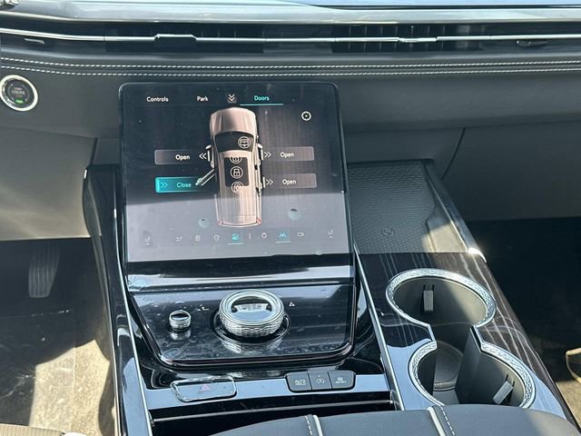 Used 2026 Cadillac Escalade Sport image 4