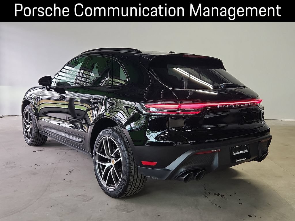 Certified 2026 Porsche Macan AWD/4WD image 3