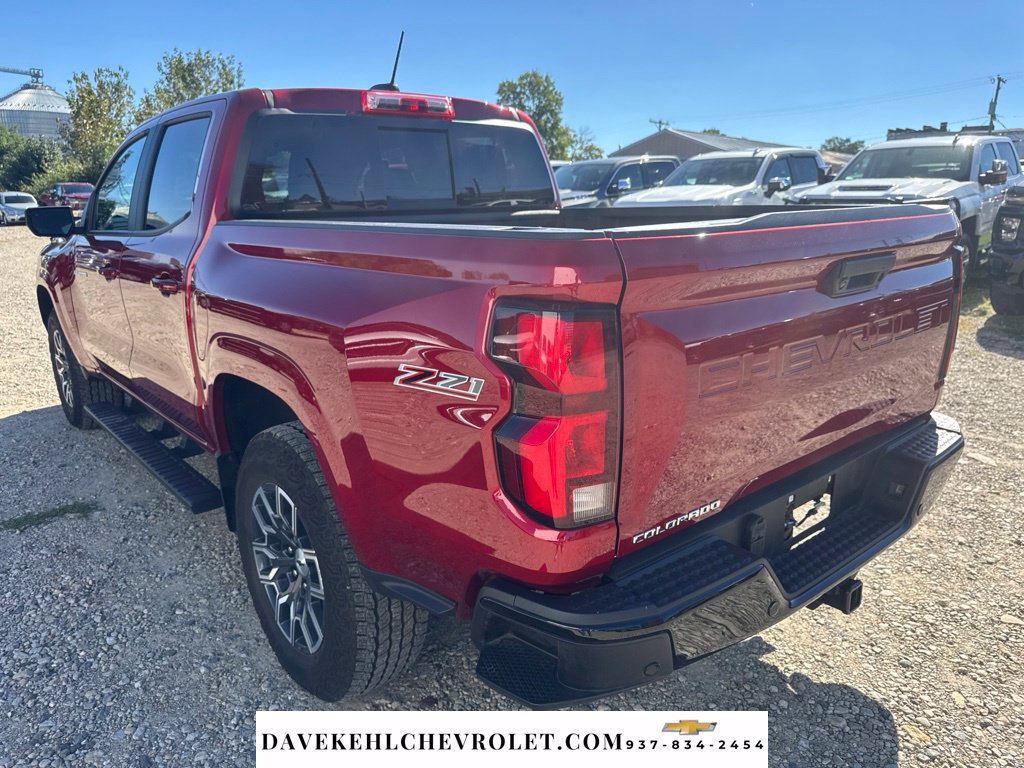 Used 2025 Chevrolet Colorado Z71 w/ Technology Package AWD/4WD image 50
