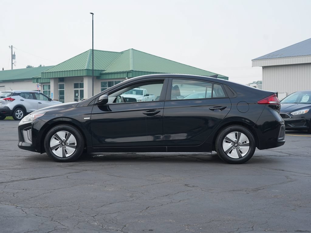 Used 2020 Hyundai Ioniq Blue FWD image 6