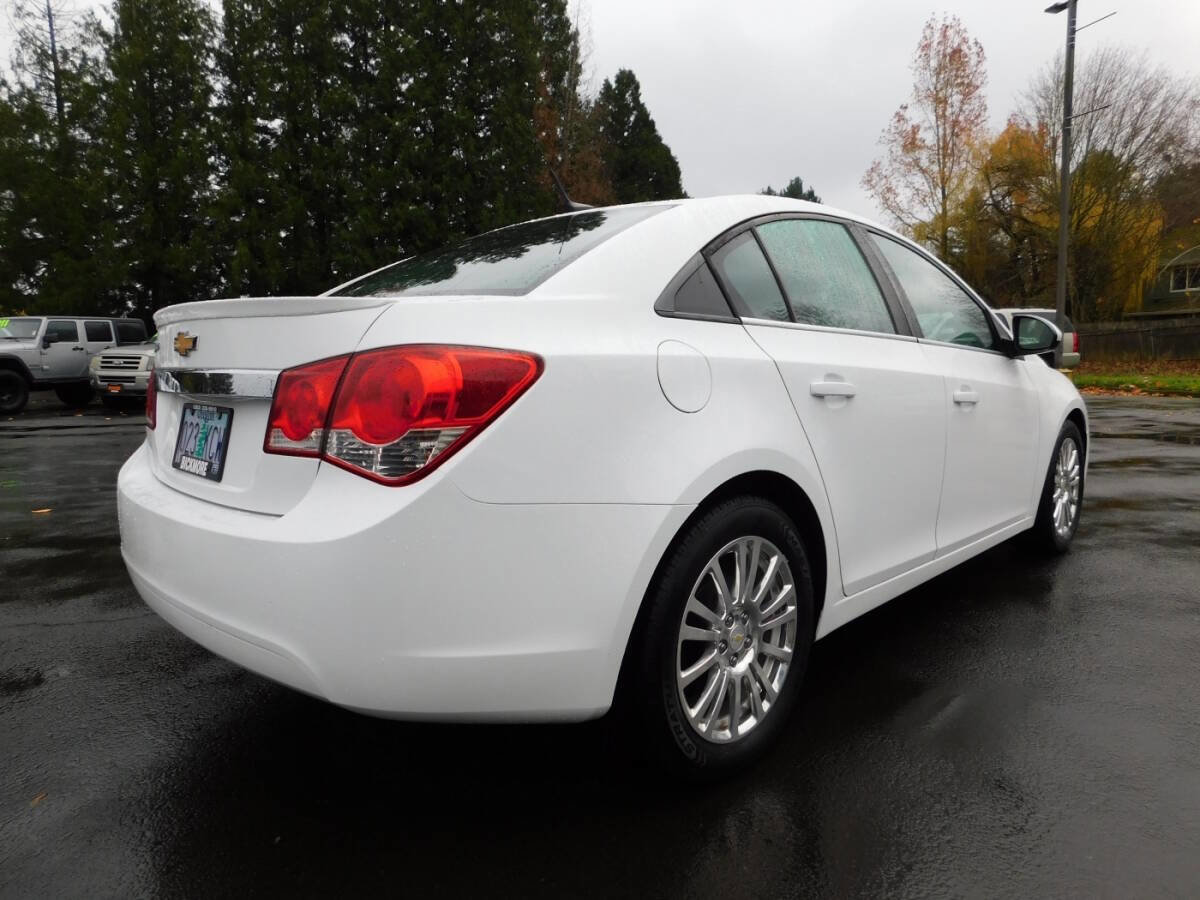 Used 2014 Chevrolet Cruze Eco image 2